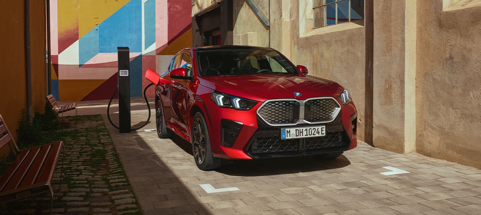 BMW iX2.jpg