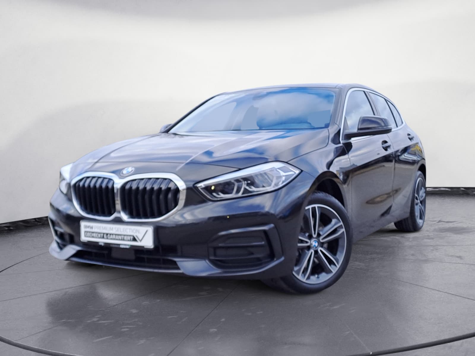 BMW - 118i Sport Line Aut.