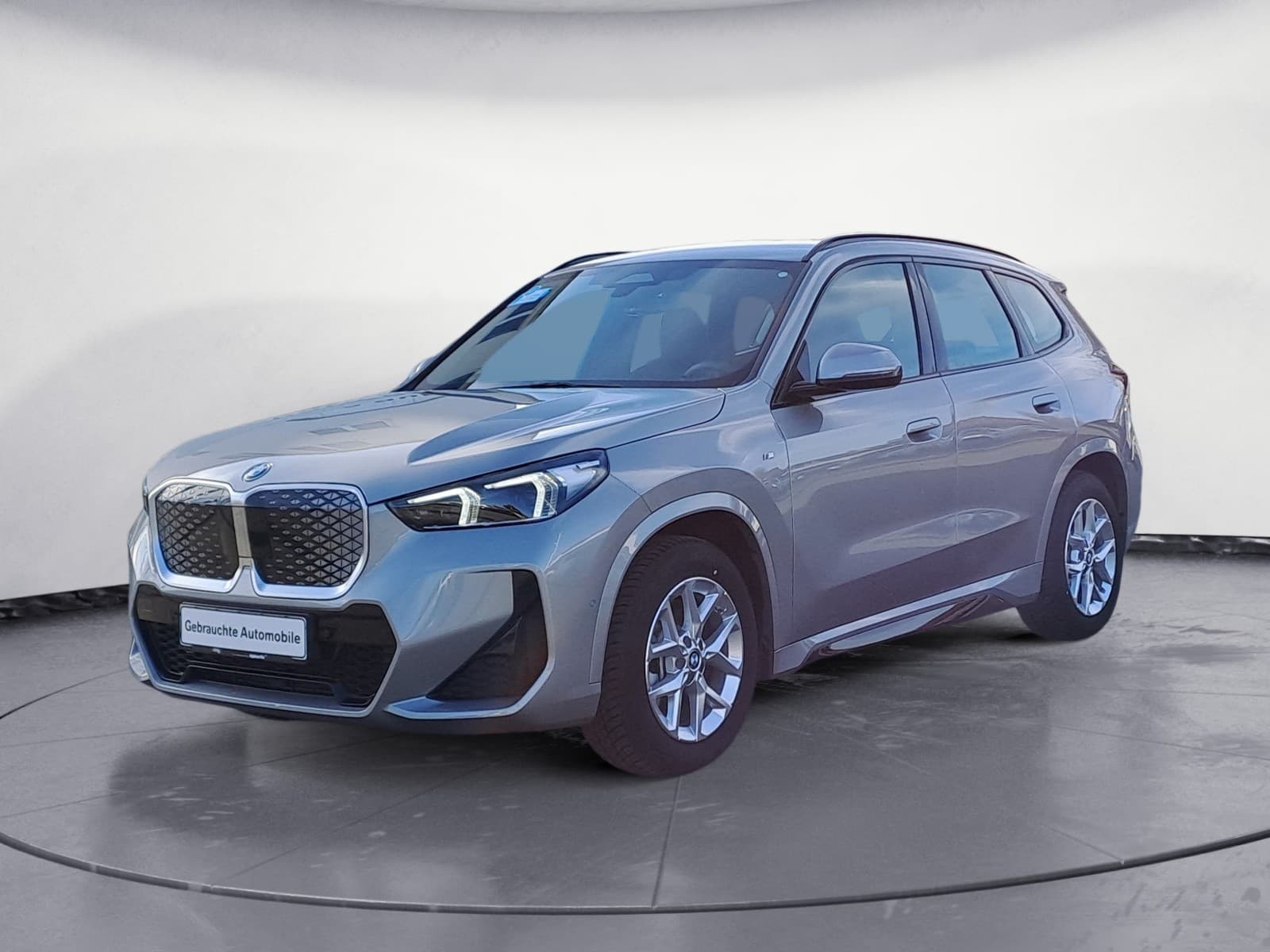 BMW - iX1 xDrive30