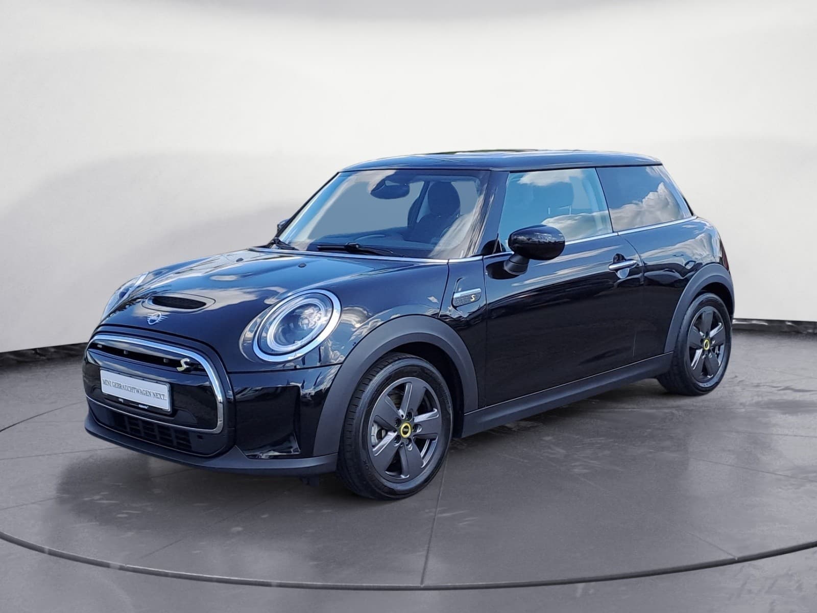 MINI - Cooper SE. Essential Trim