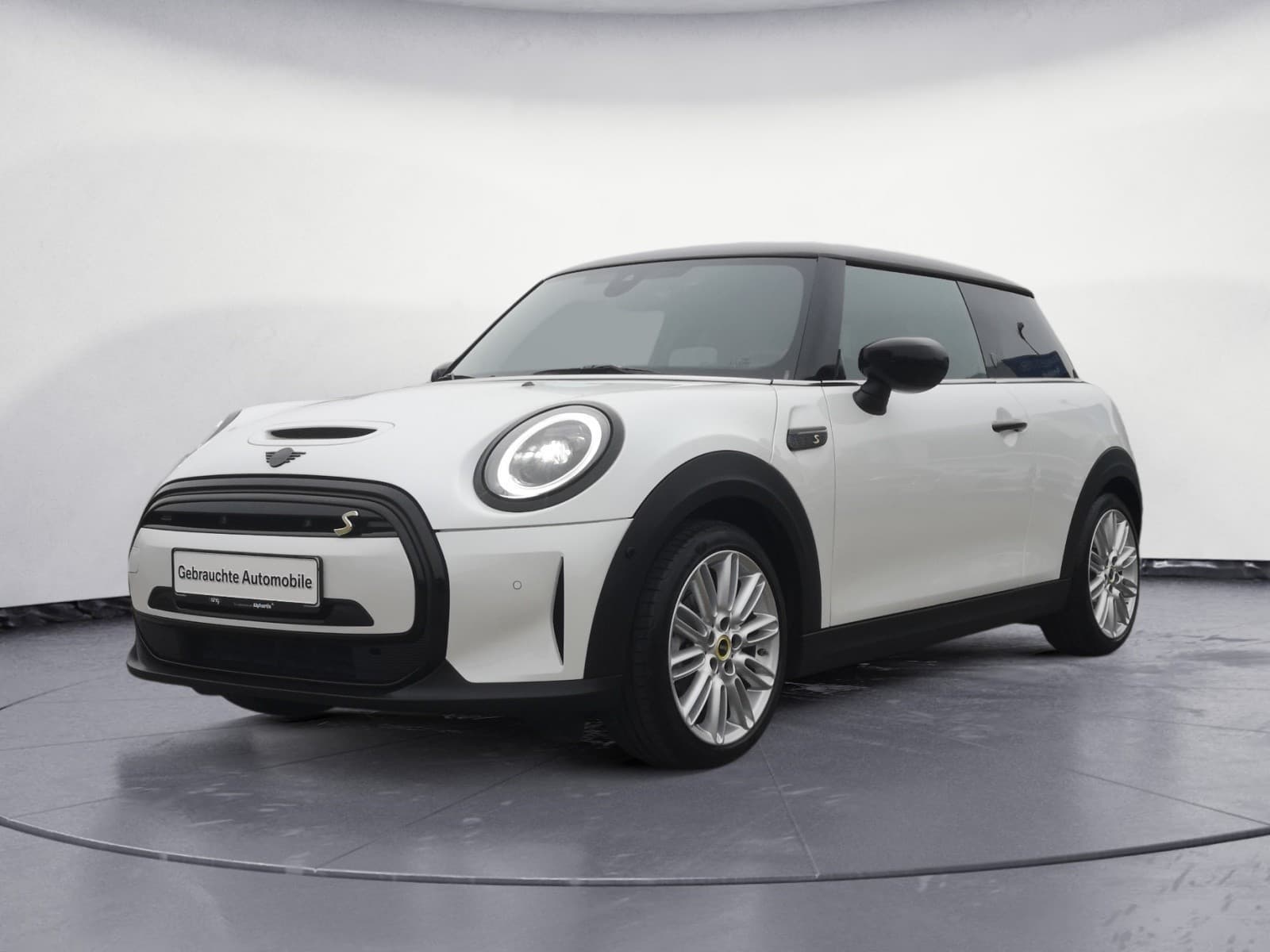 MINI - Cooper SE. MINI Yours Trim