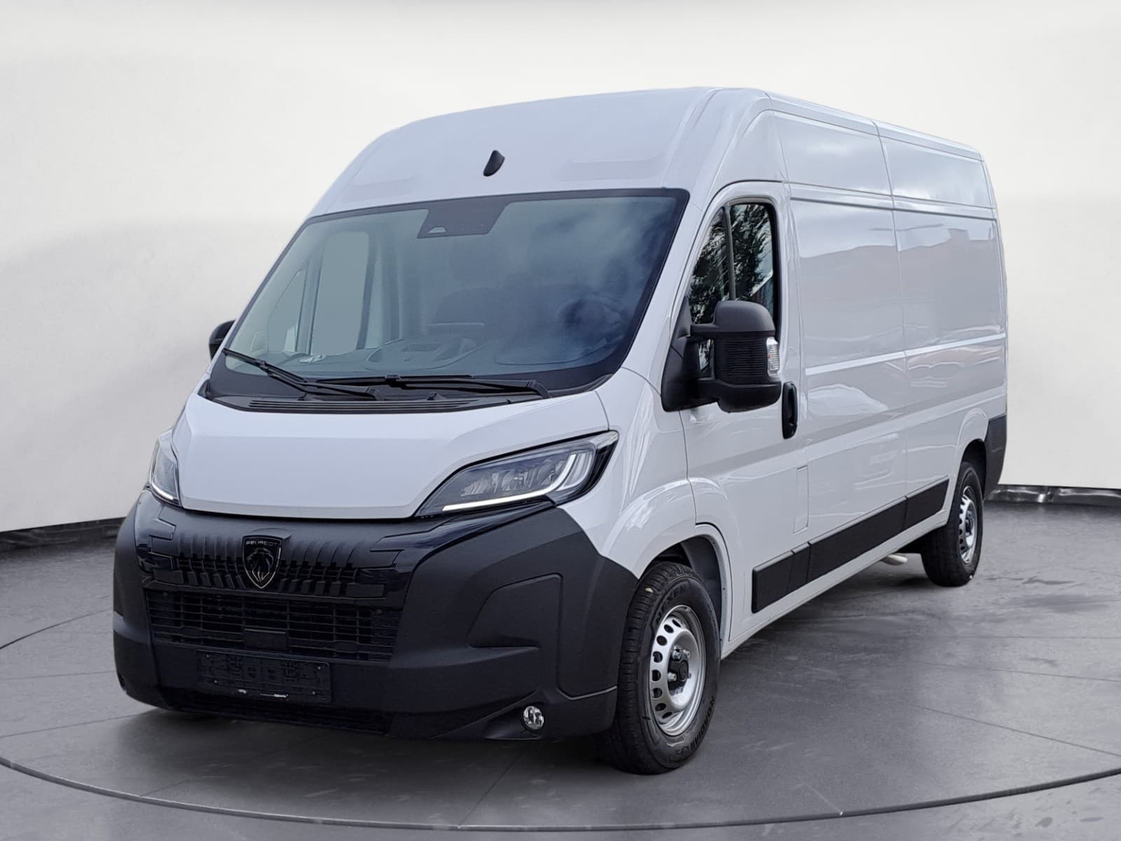Peugeot - Boxer KW335 L3H2 BlueHDI140 AT