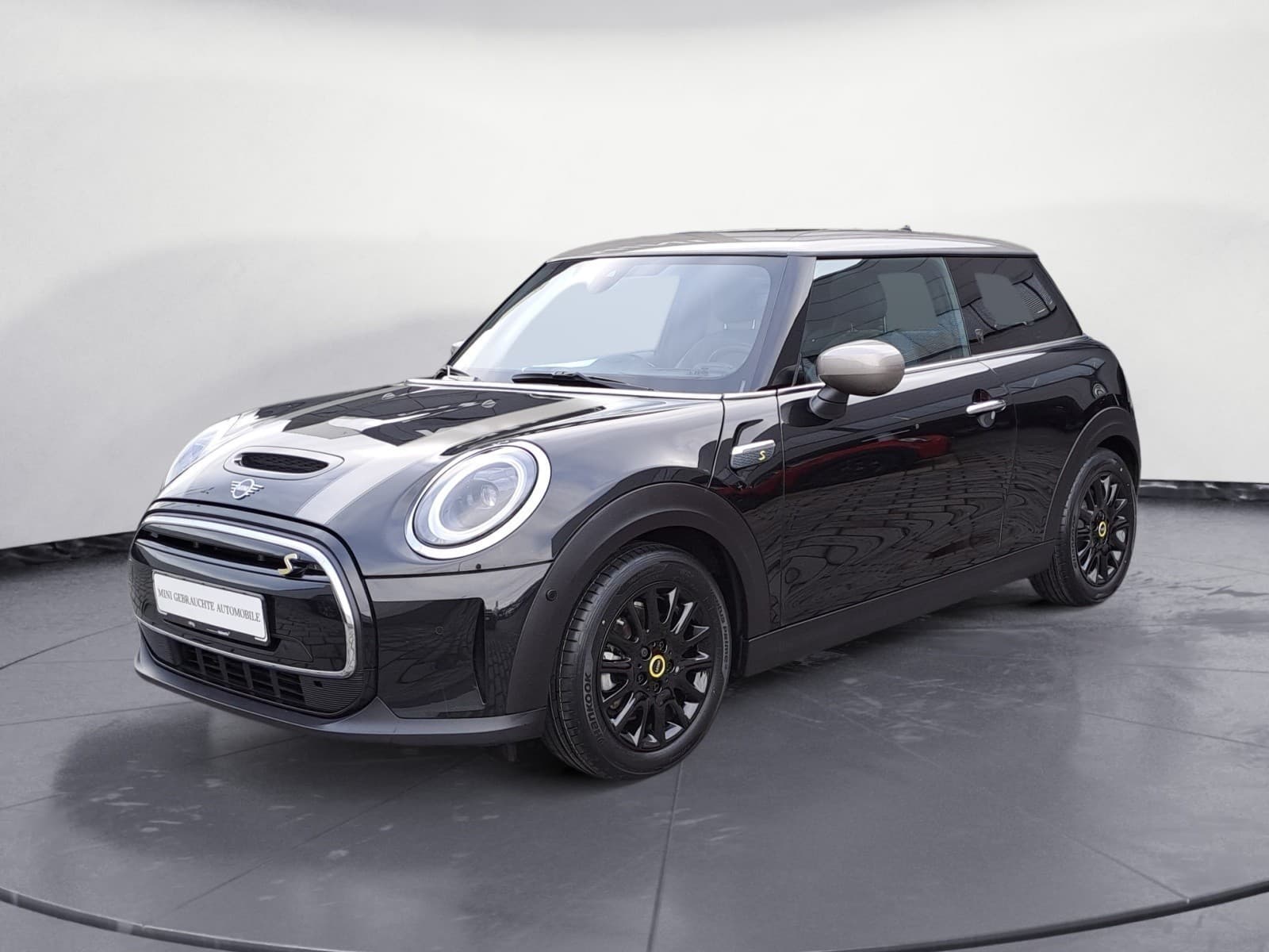 MINI - Cooper SE. MINI Yours Trim