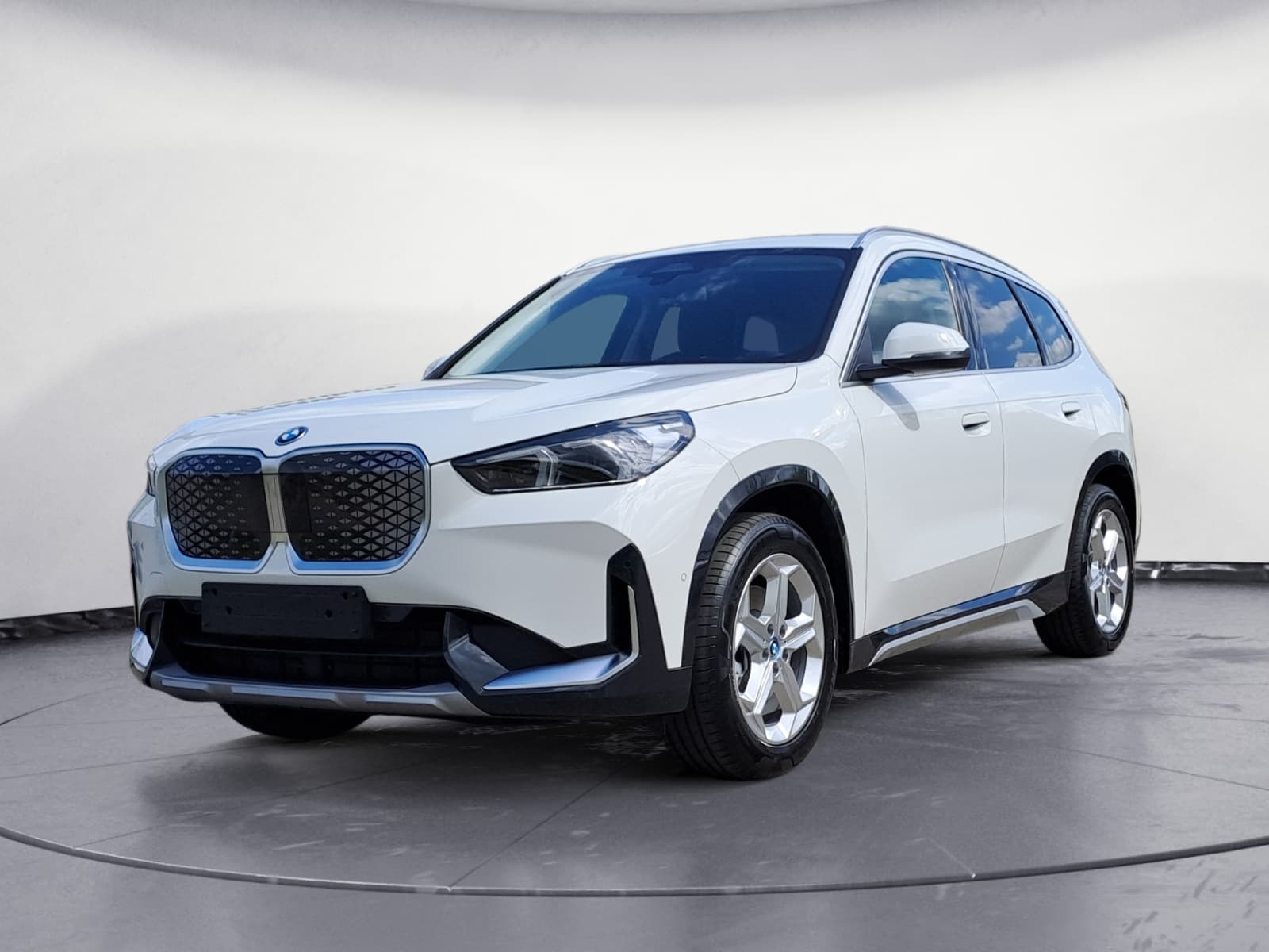 BMW - iX1 xDrive30