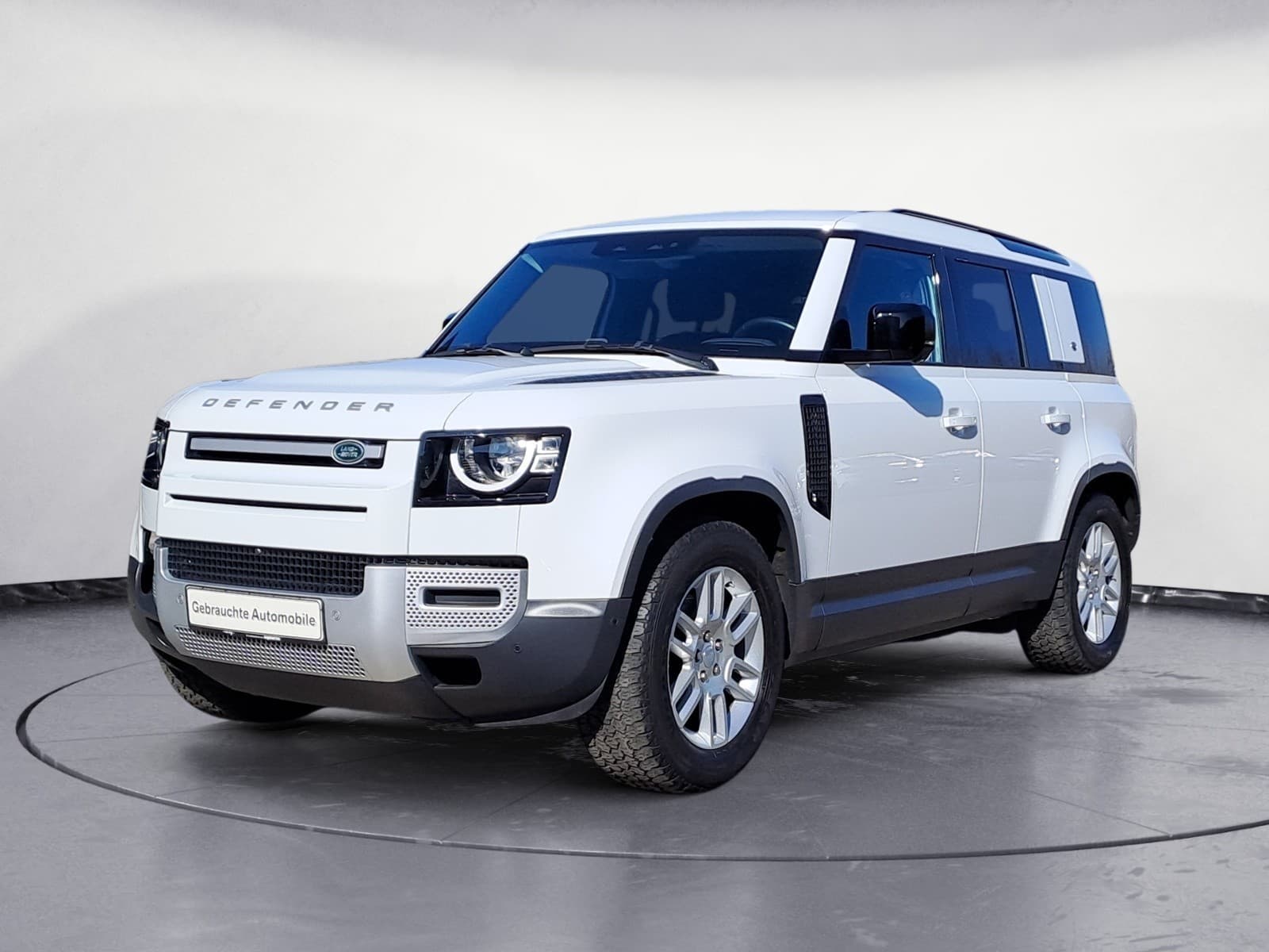 Land Rover - Defender D200 S 110