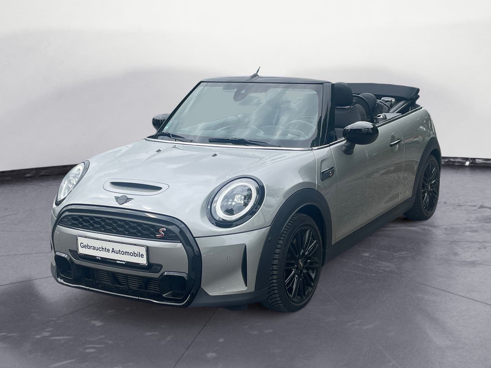 MINI - Cooper S Cabrio Classic Trim Steptronic