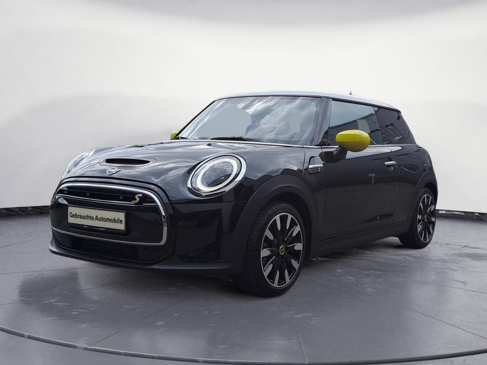 MINI - Cooper SE. MINI Electric Trim