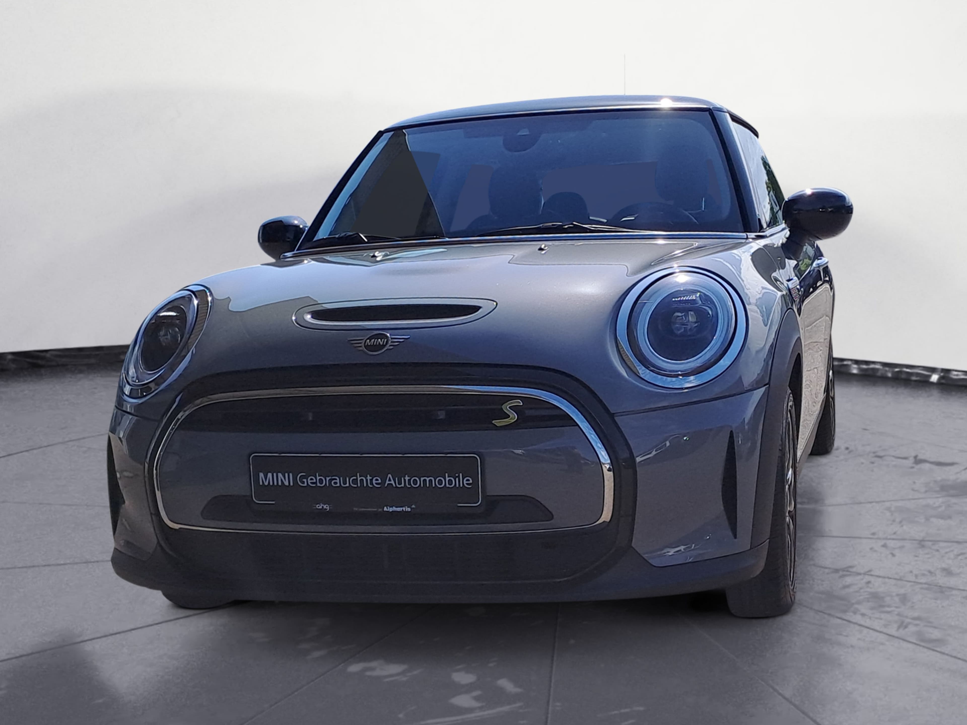 MINI - Cooper SE. Classic Trim