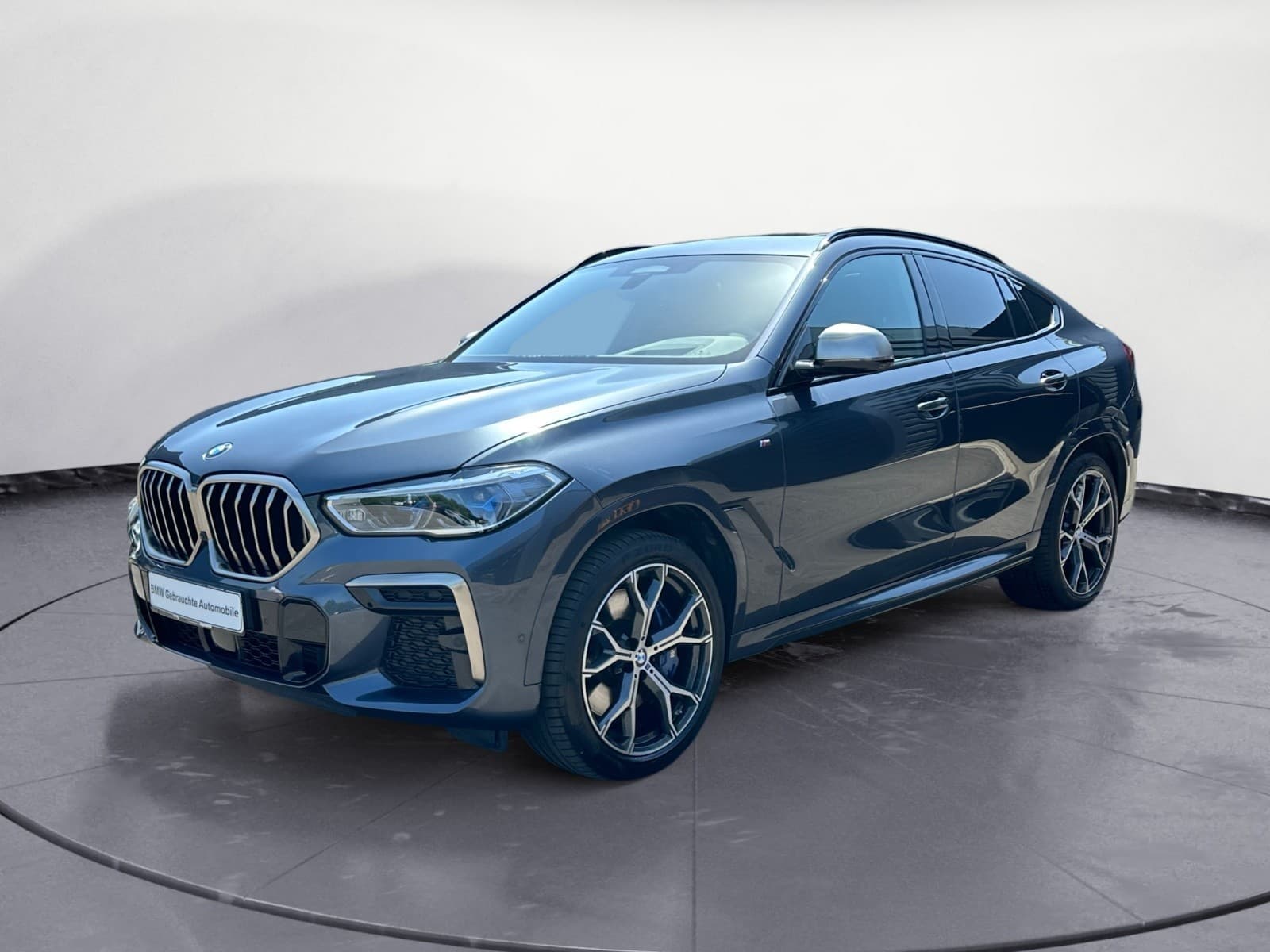 BMW - X6 M50i