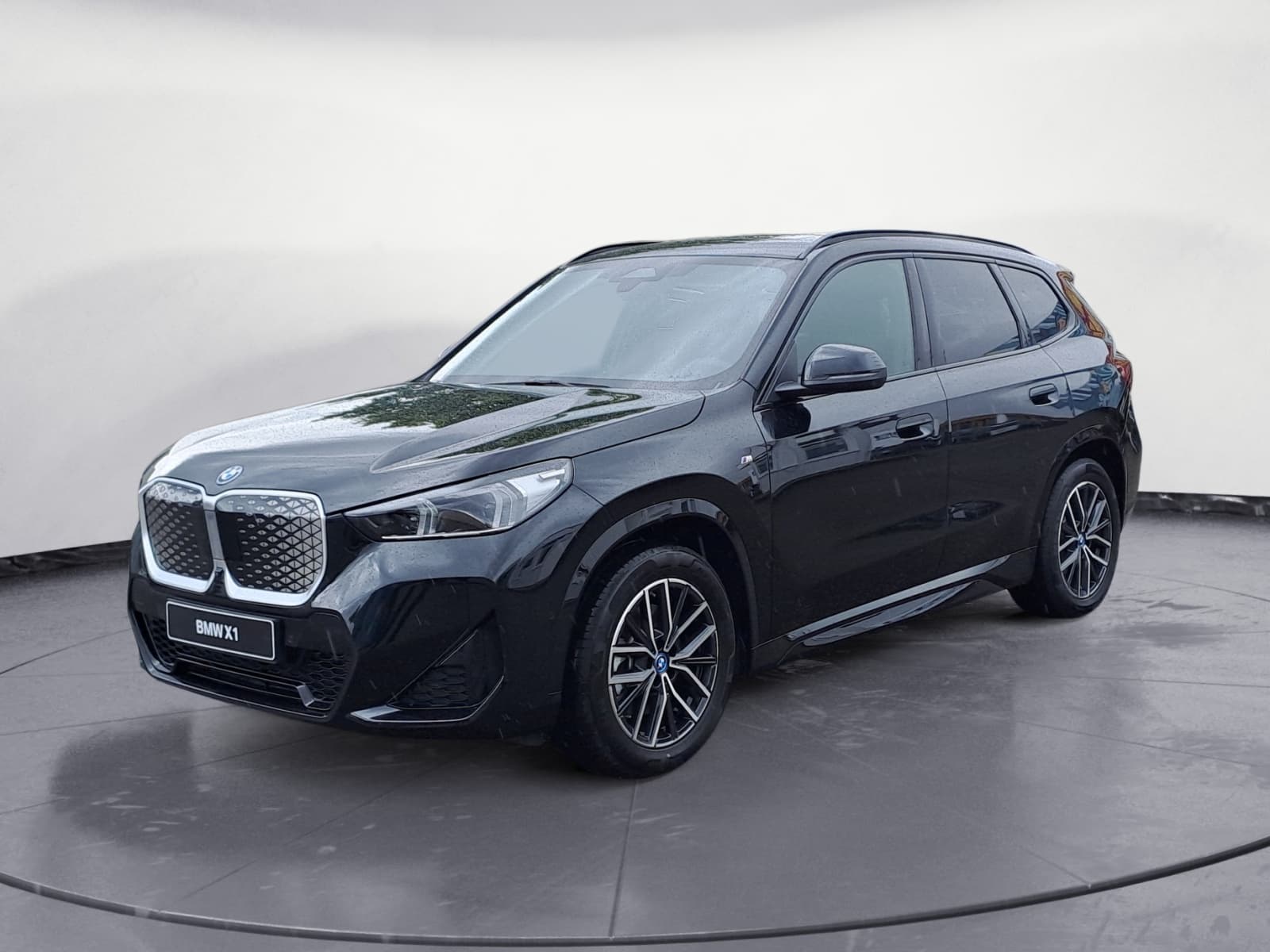 BMW - iX1 xDrive30