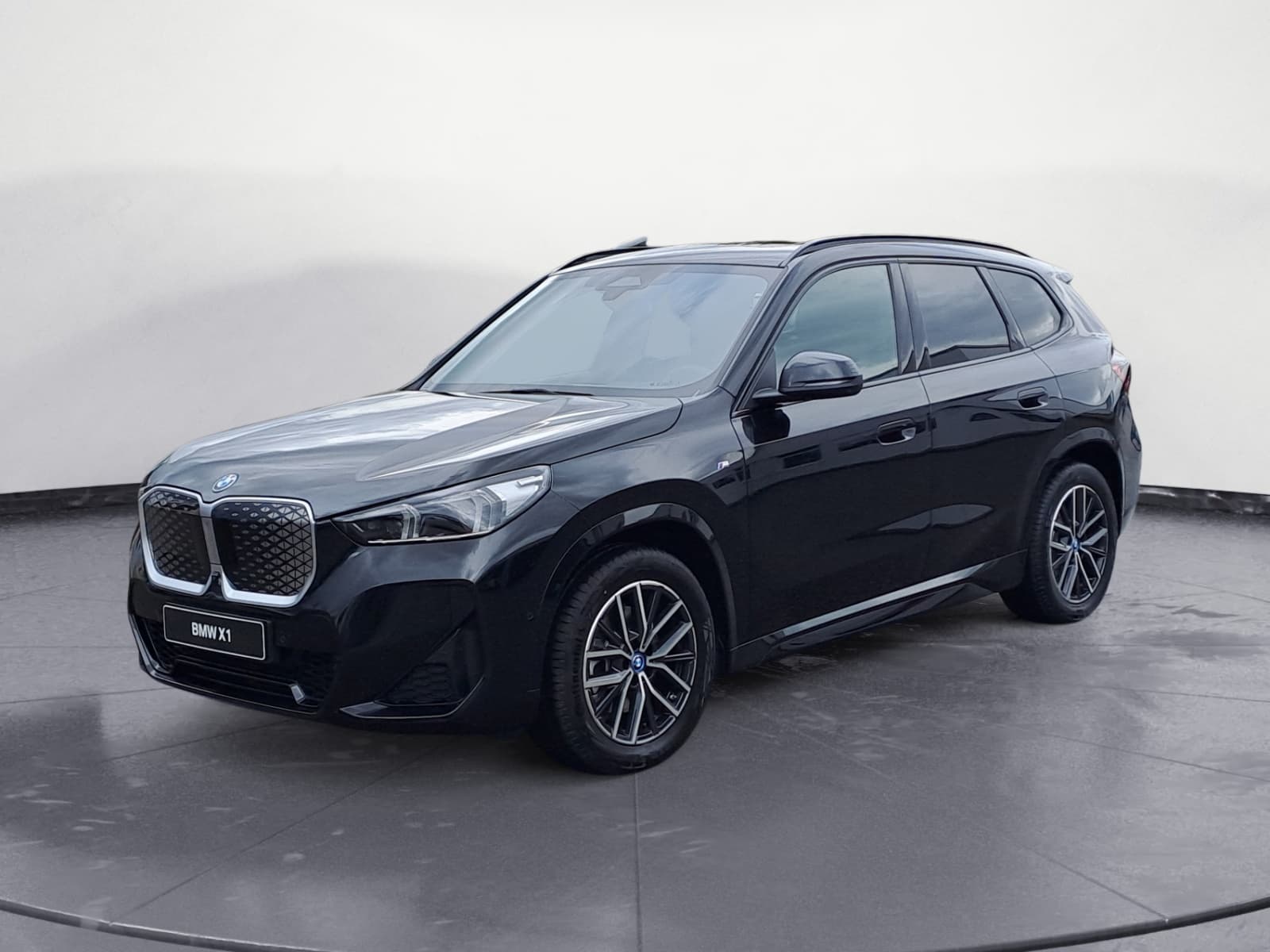 BMW - iX1 xDrive30