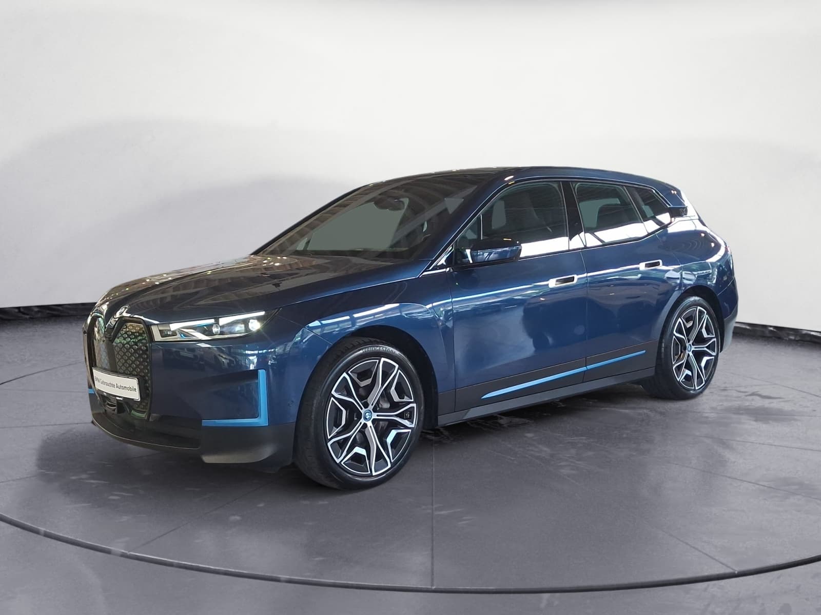 BMW - iX xDrive50