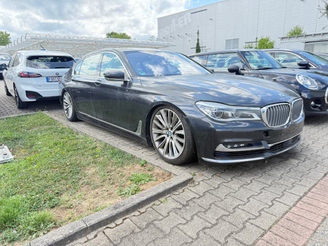 BMW - 750Li xDrive