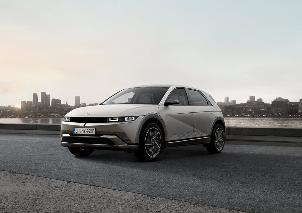 IONIQ 5 teaser Card Liste_kom.jpg