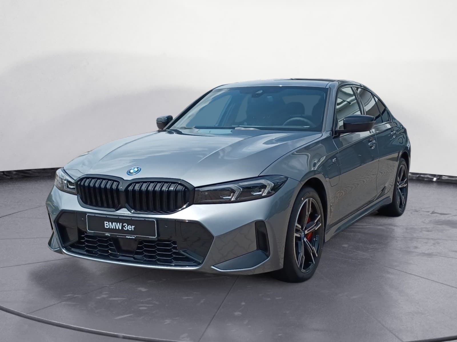 BMW - 320e Limousine