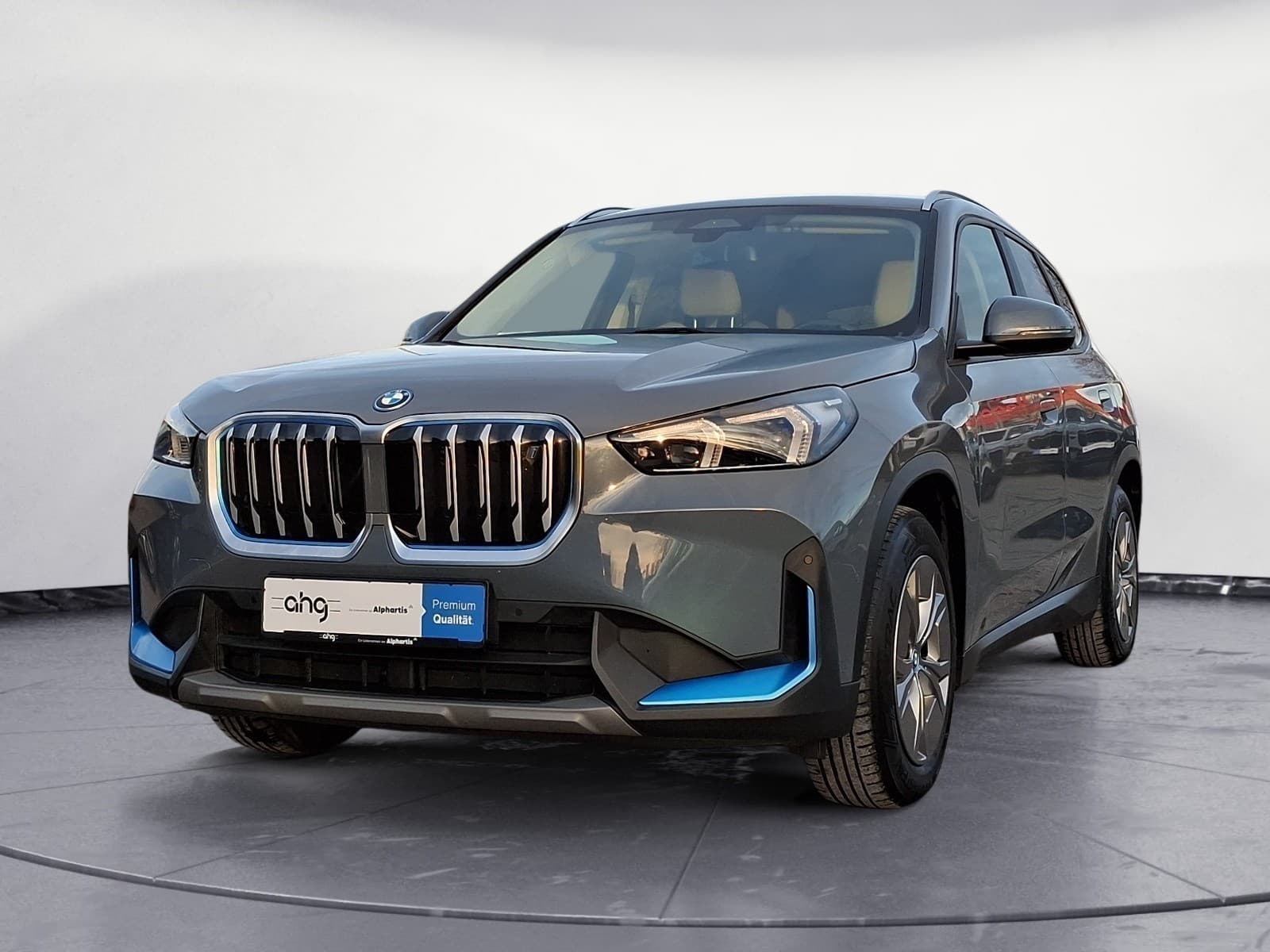BMW - iX1 xDrive30