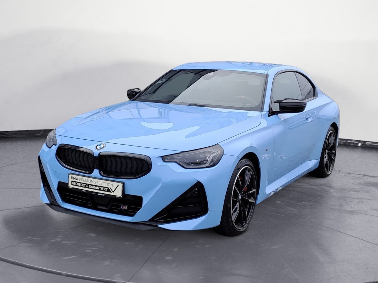 BMW - M240i xDrive Coupe