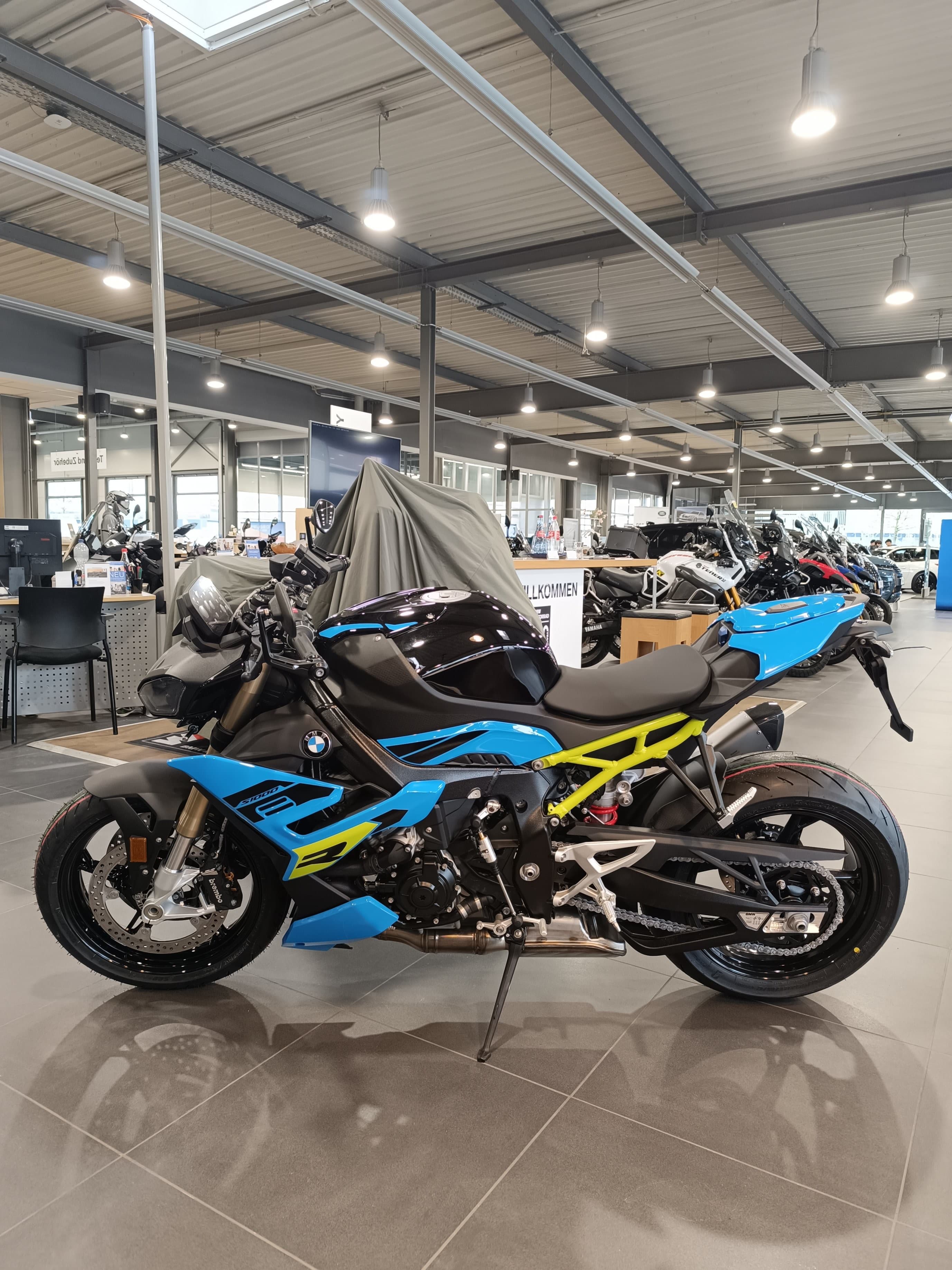 BMW Motorrad - S 1000 R - sofort verfügbar