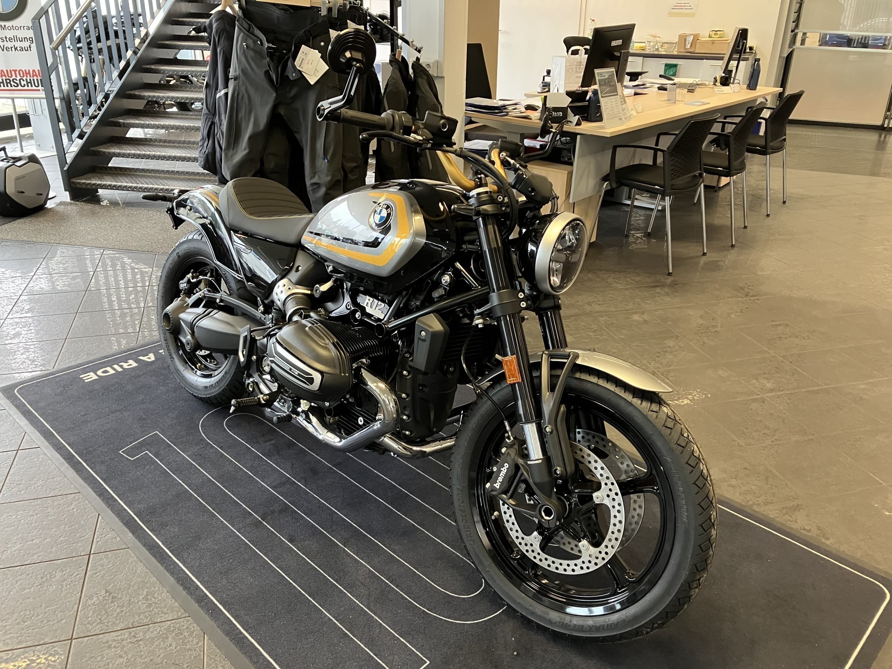 BMW Motorrad - R 12 Option 719 zusätzlich 1000 Euro BMW Zubehör