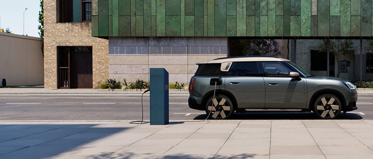 DER VOLLELEKTRISCHE MINI COUNTRYMAN.