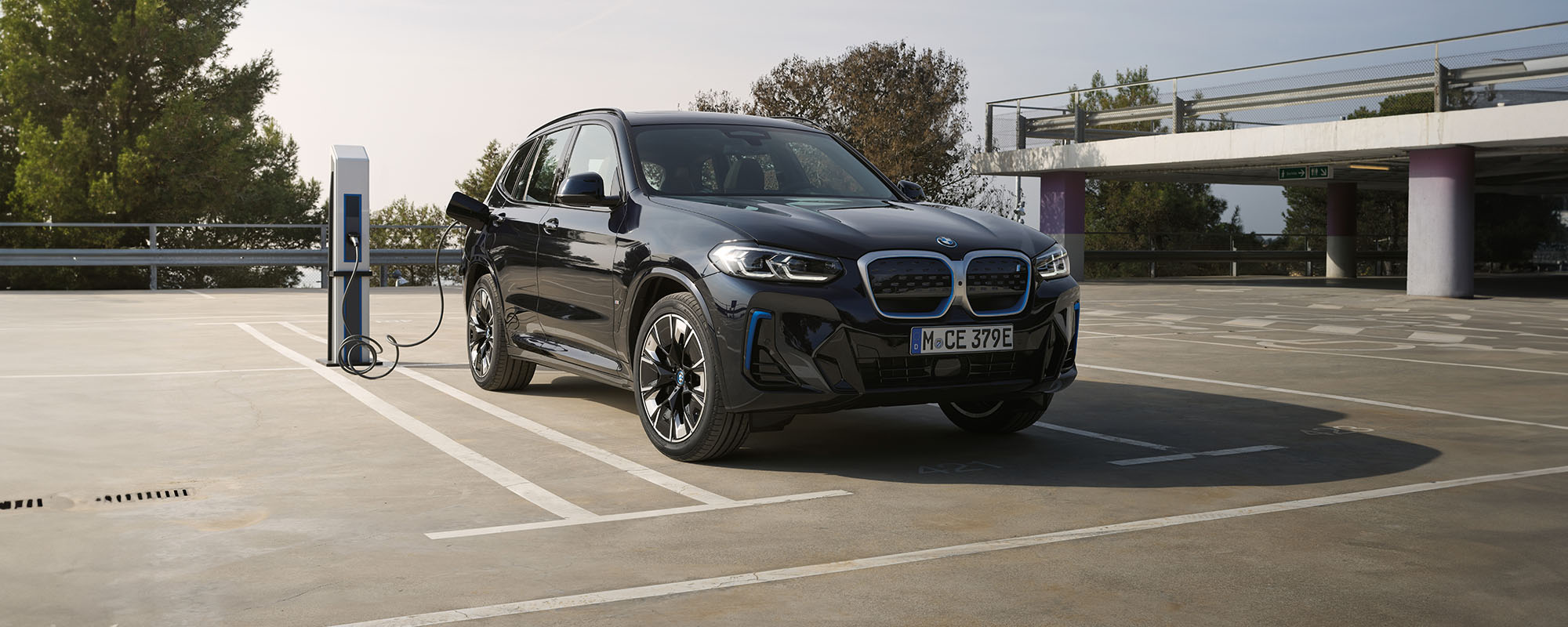 BMW iX3