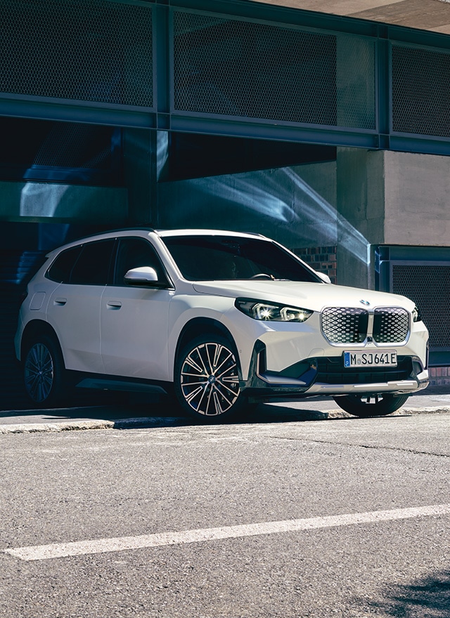 BMW ix1 Slider.jpg