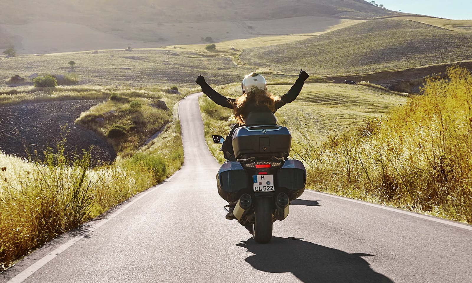 DER BMW MOTORRAD SAISONSTART.