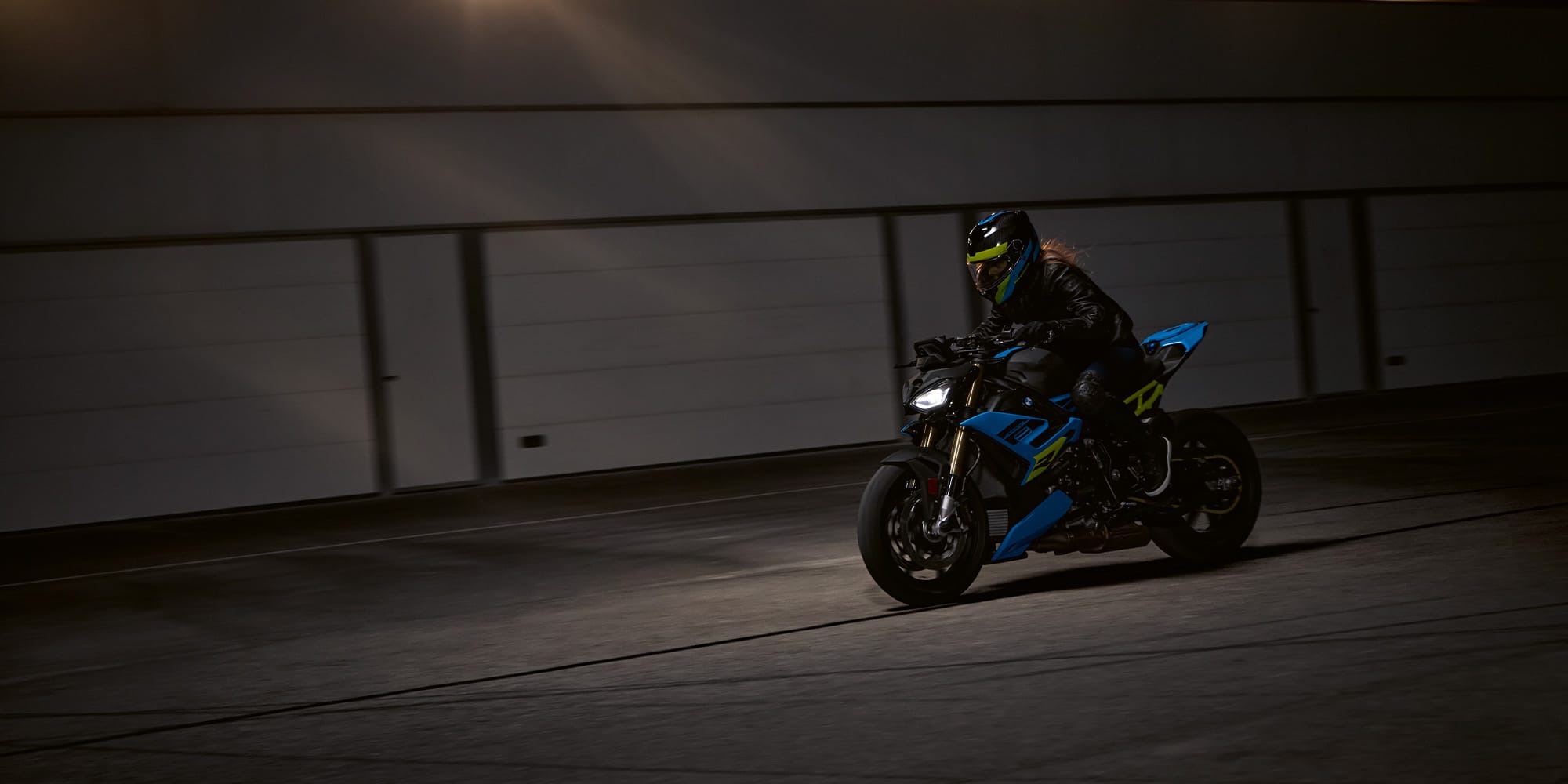 BMW S 1000 R Einleitung.jpg