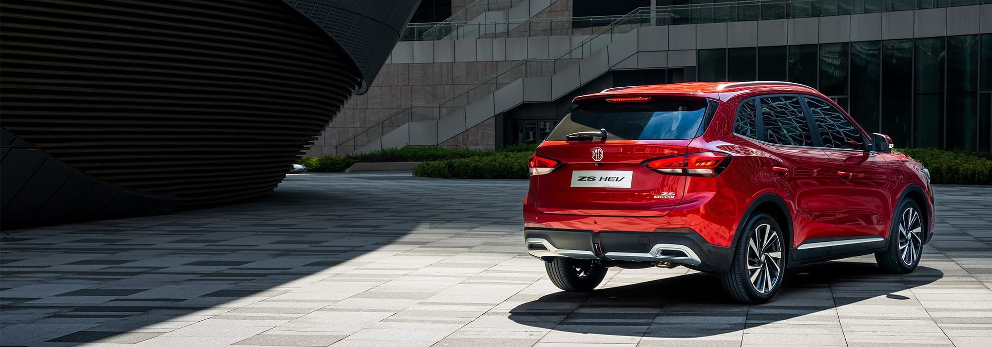 MG ZS Hybrid + Luxury