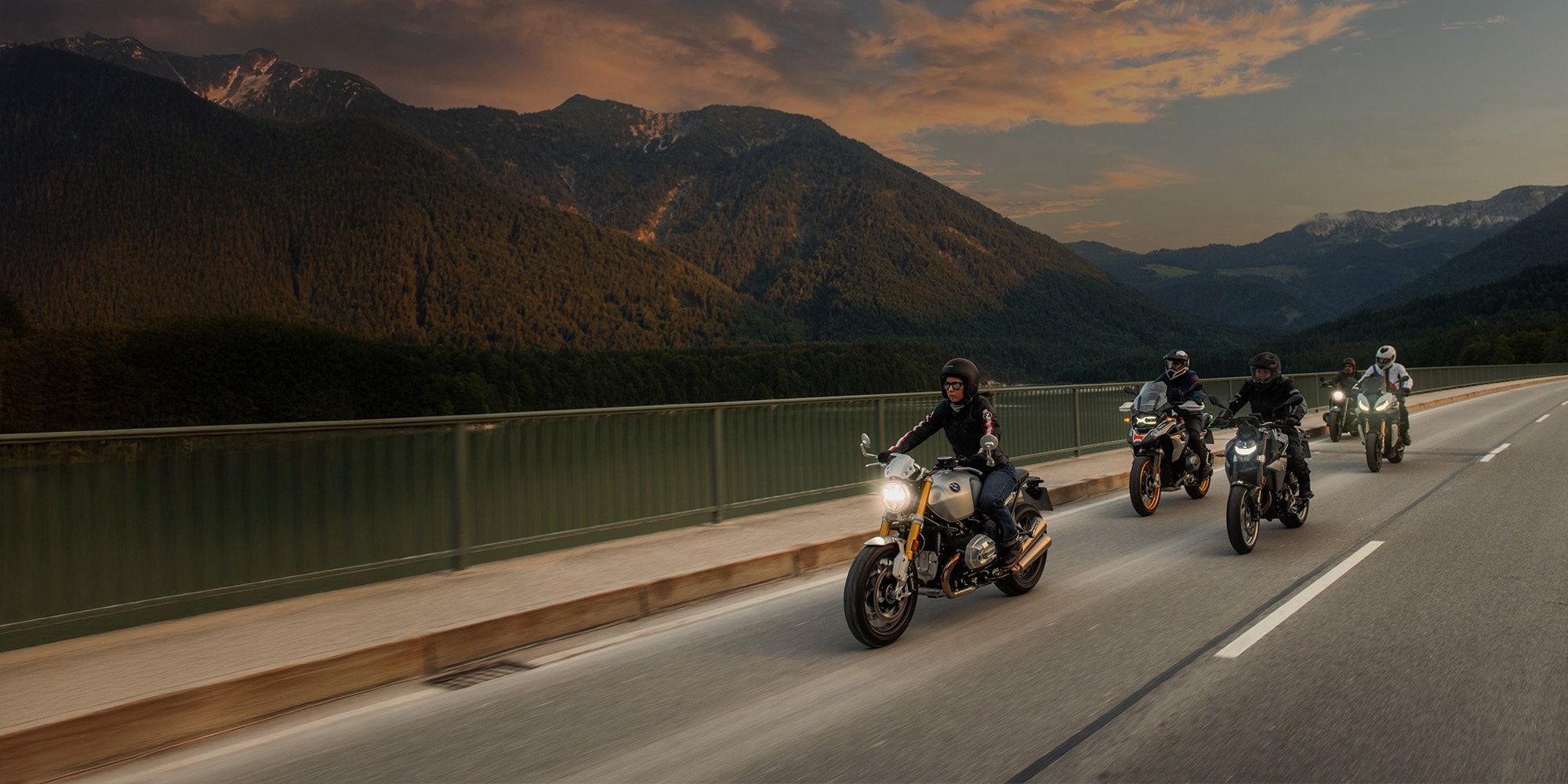 BMW Motorrad sofort verfügbare Modelle.jpg