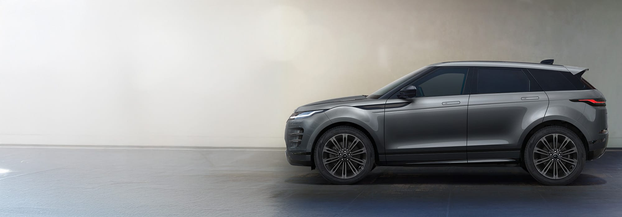 Range Rover Evoque P270e Dynamic SE