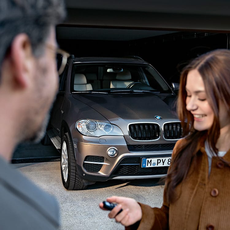 BMW_Service_5+.jpg