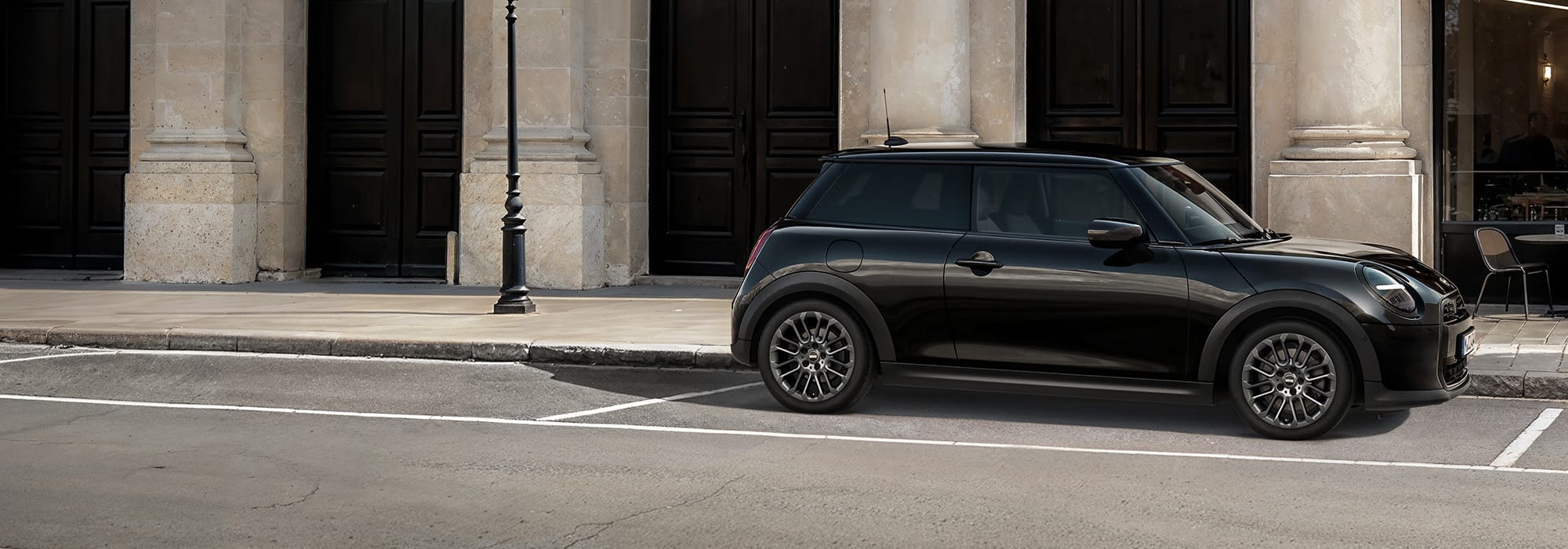 MINI Cooper C Blackyard